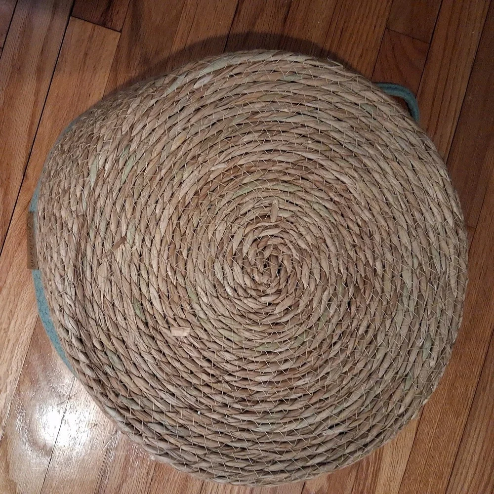 Dexycats Natural Sisel Basket Cat Bed w/Removable Cushion 5.5